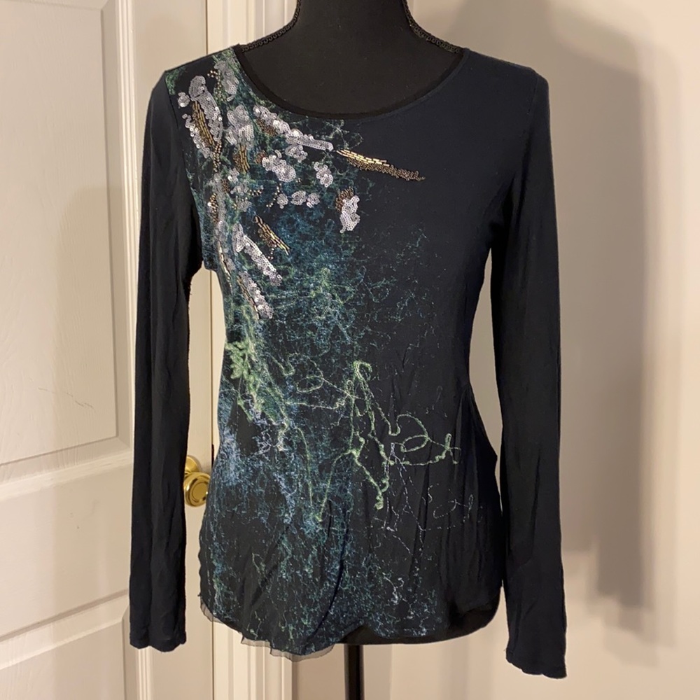 Embellished long sleeve t shirt